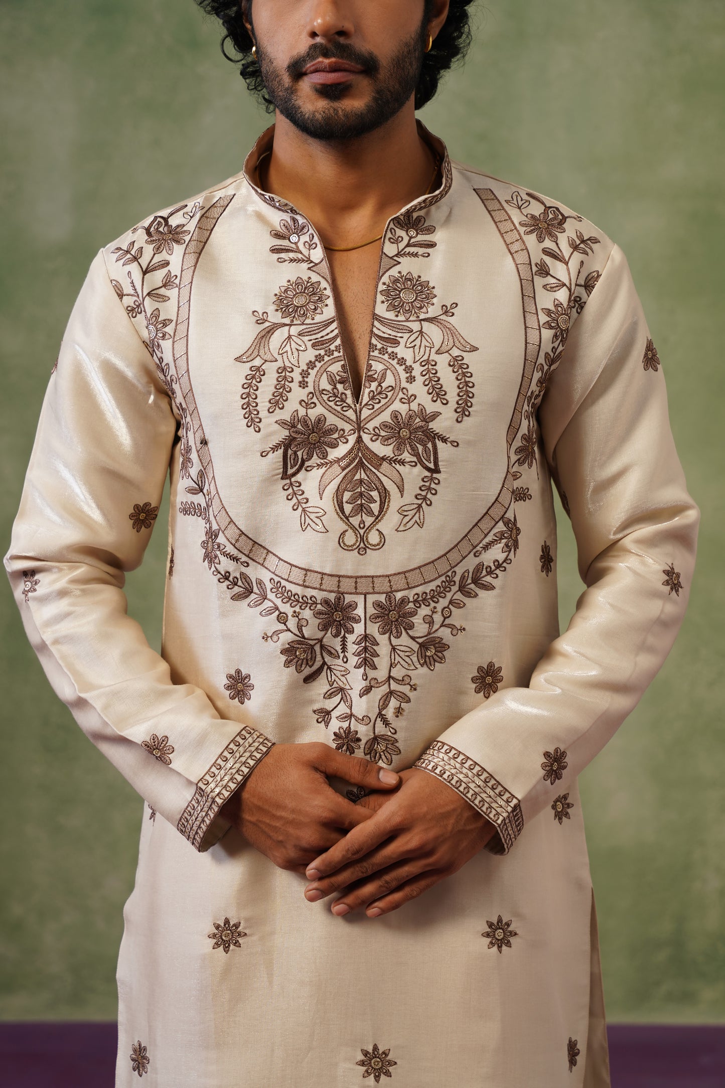 Chandani Ivory Threadwork Kurta Set