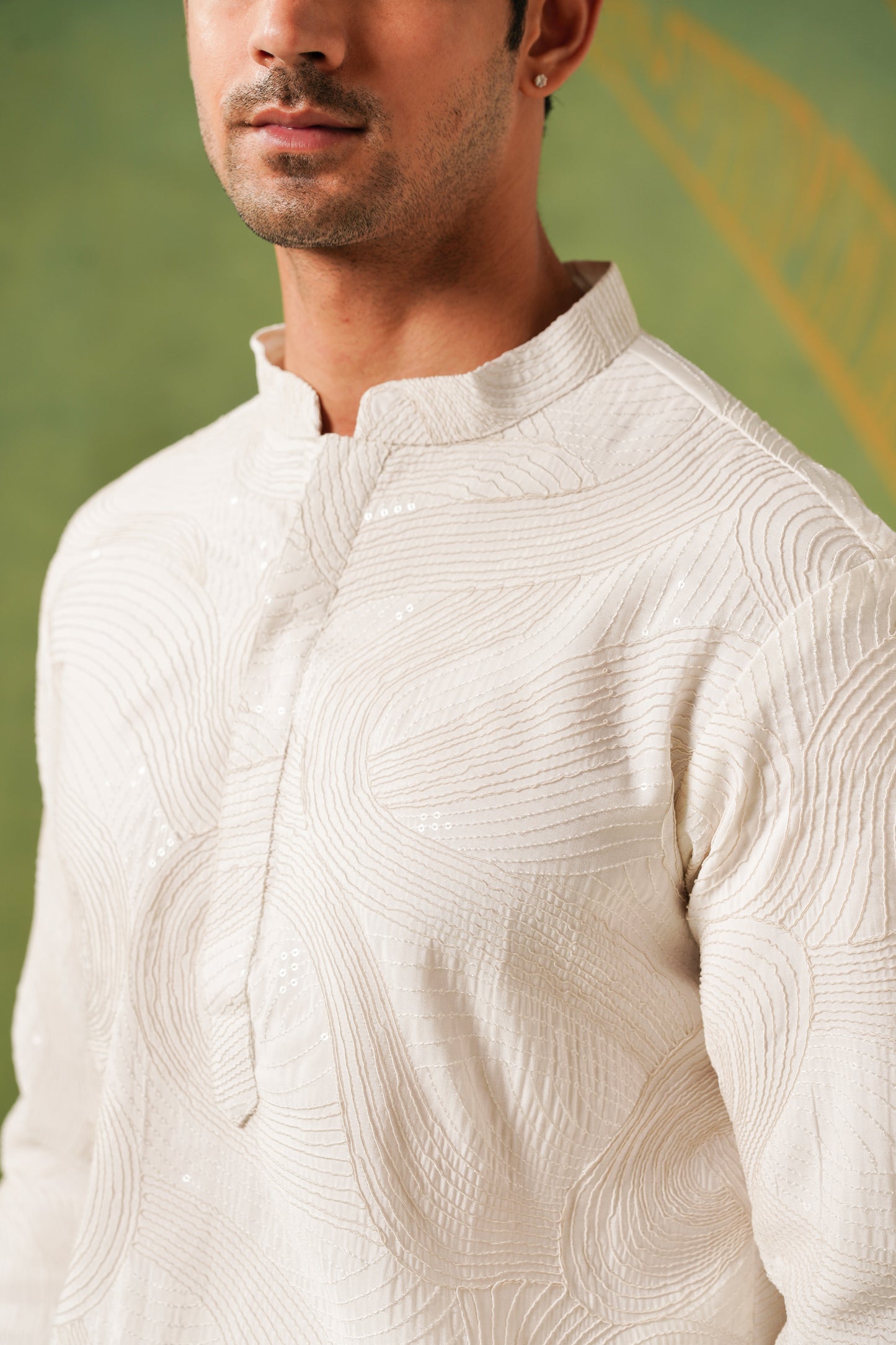 White Floral Coding Embroidery Kurta Set