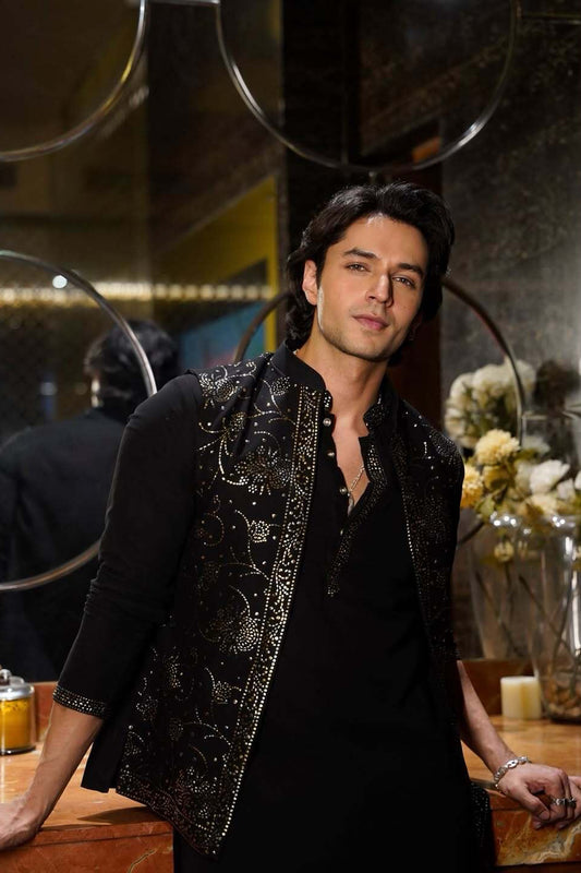 Sidharth Gupta in Makesh Embroidered Kurta Jacket Set with Dupatta