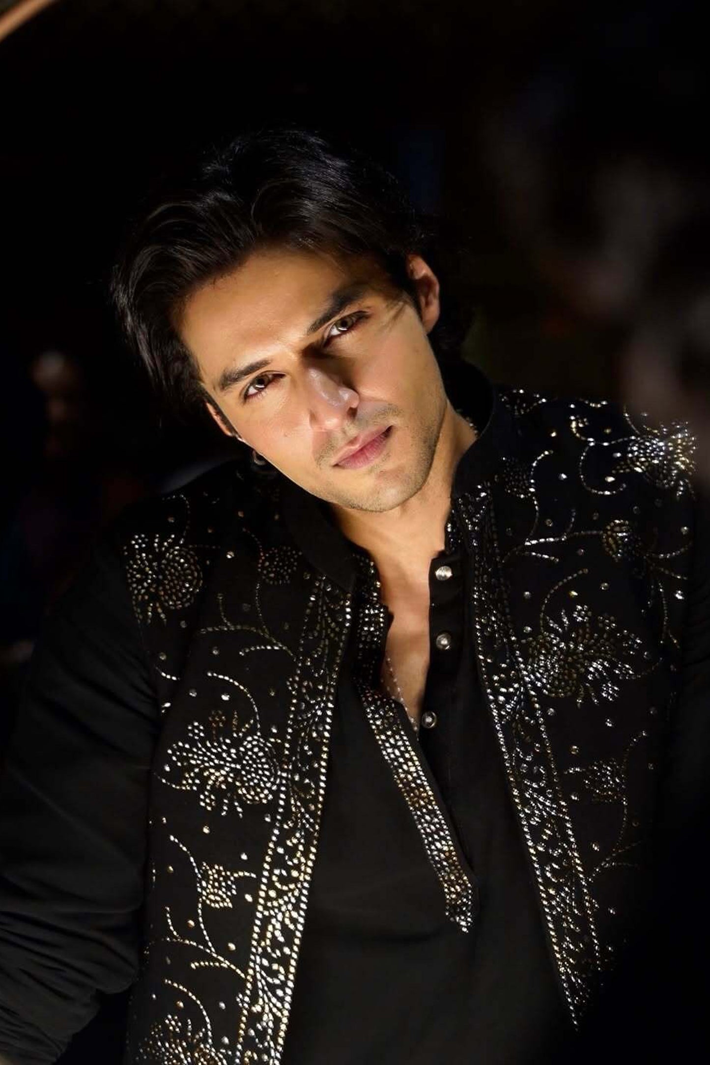 Sidharth Gupta in Makesh Embroidered Kurta Jacket Set with Dupatta