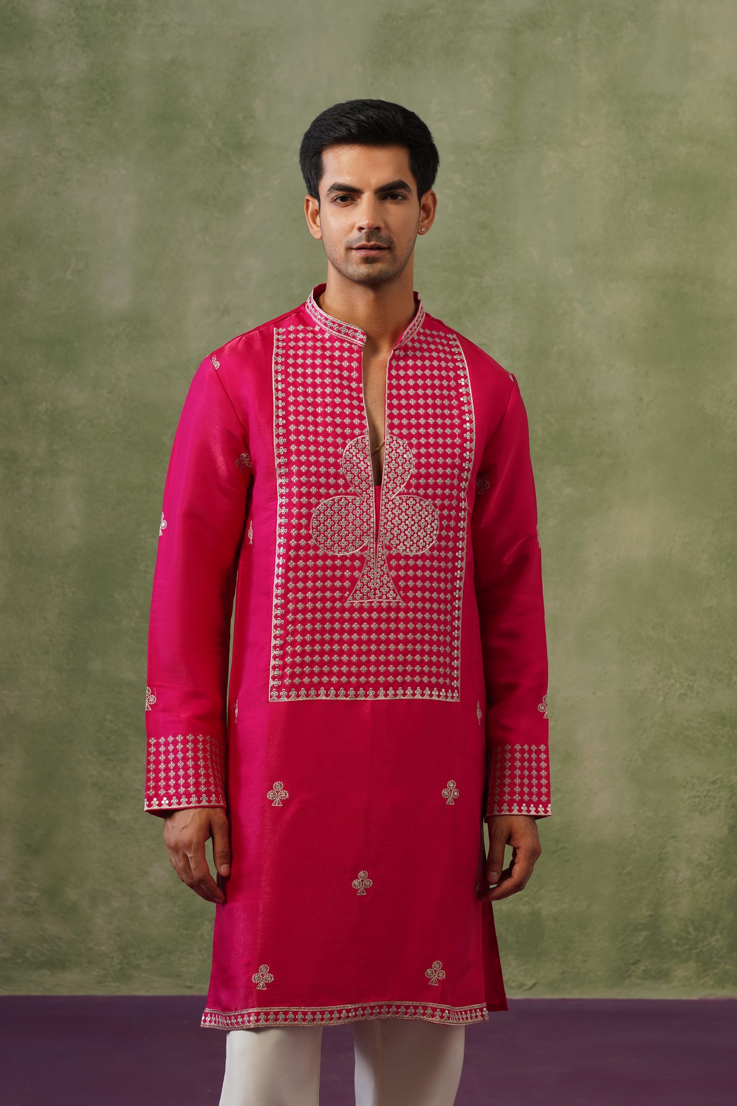 Chidhi Magenta Threadwork Kurta Set