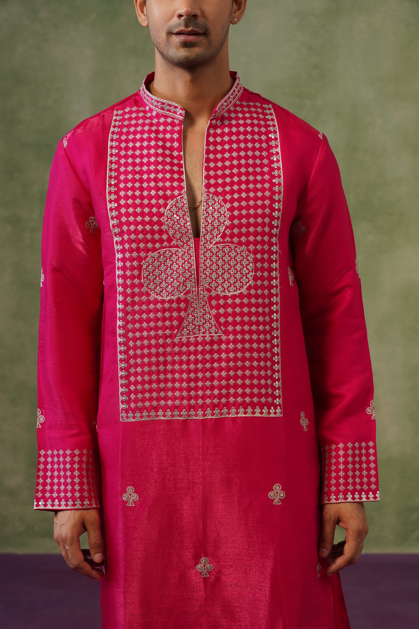 Chidhi Magenta Threadwork Kurta Set