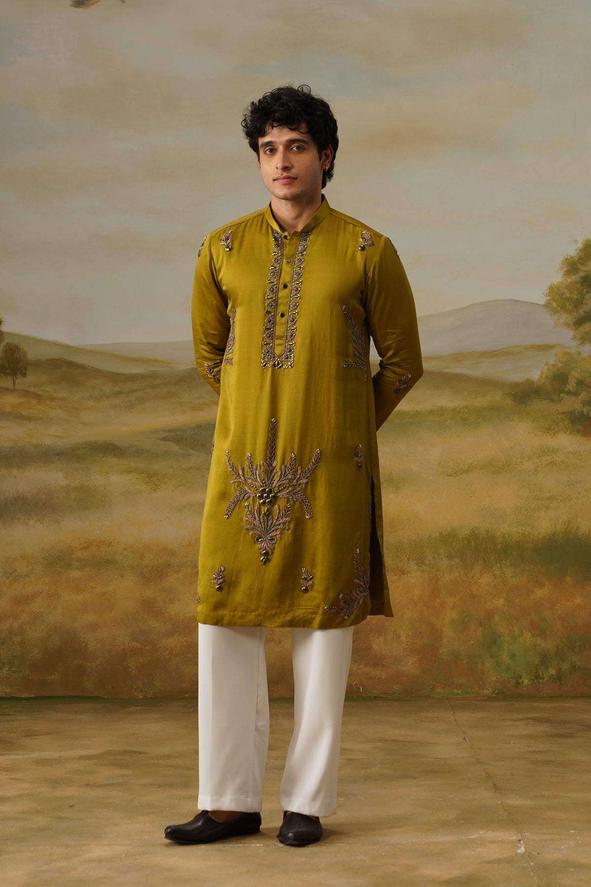 Hariyali Olive Metallic Handwork Kurta Set