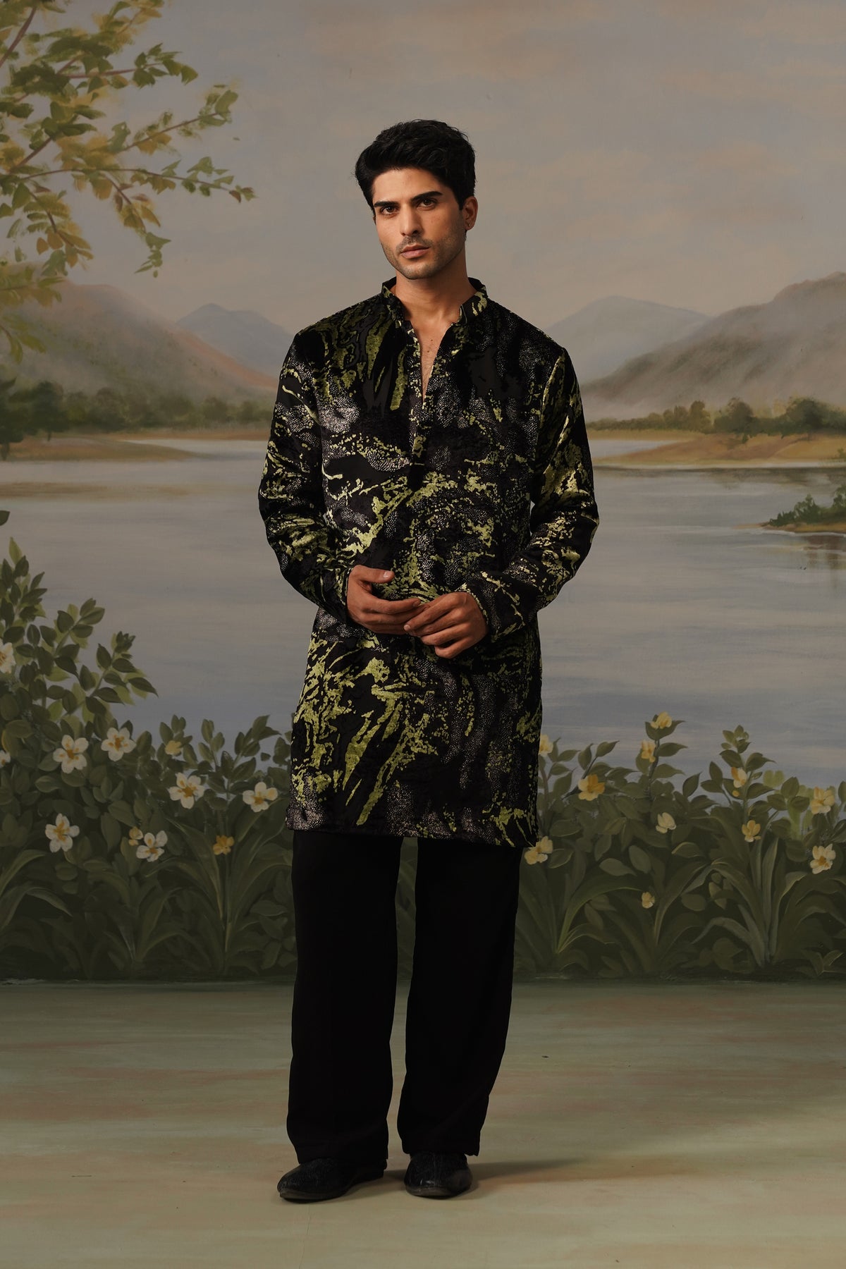 Shuaa Black Brasso Kurta Set