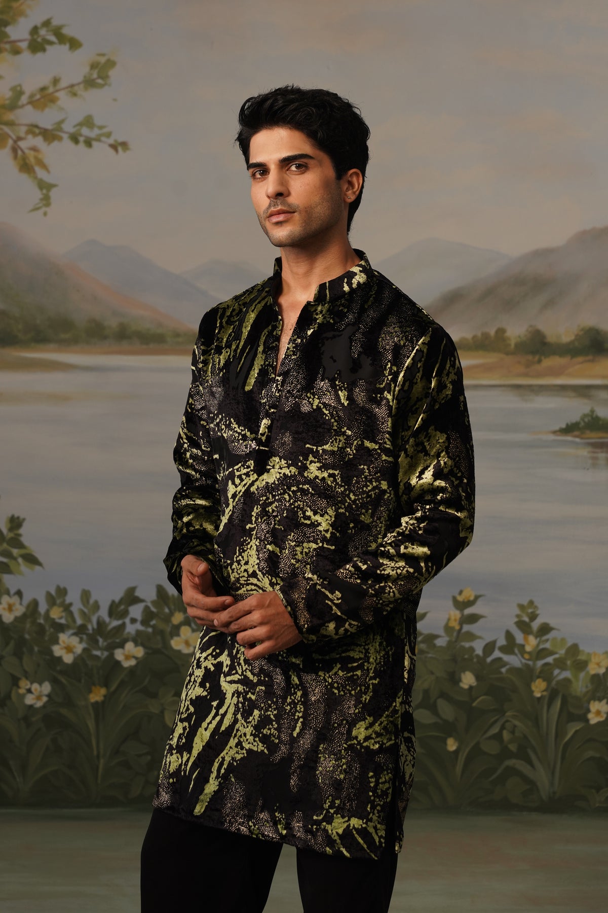 Shuaa Black Brasso Kurta Set