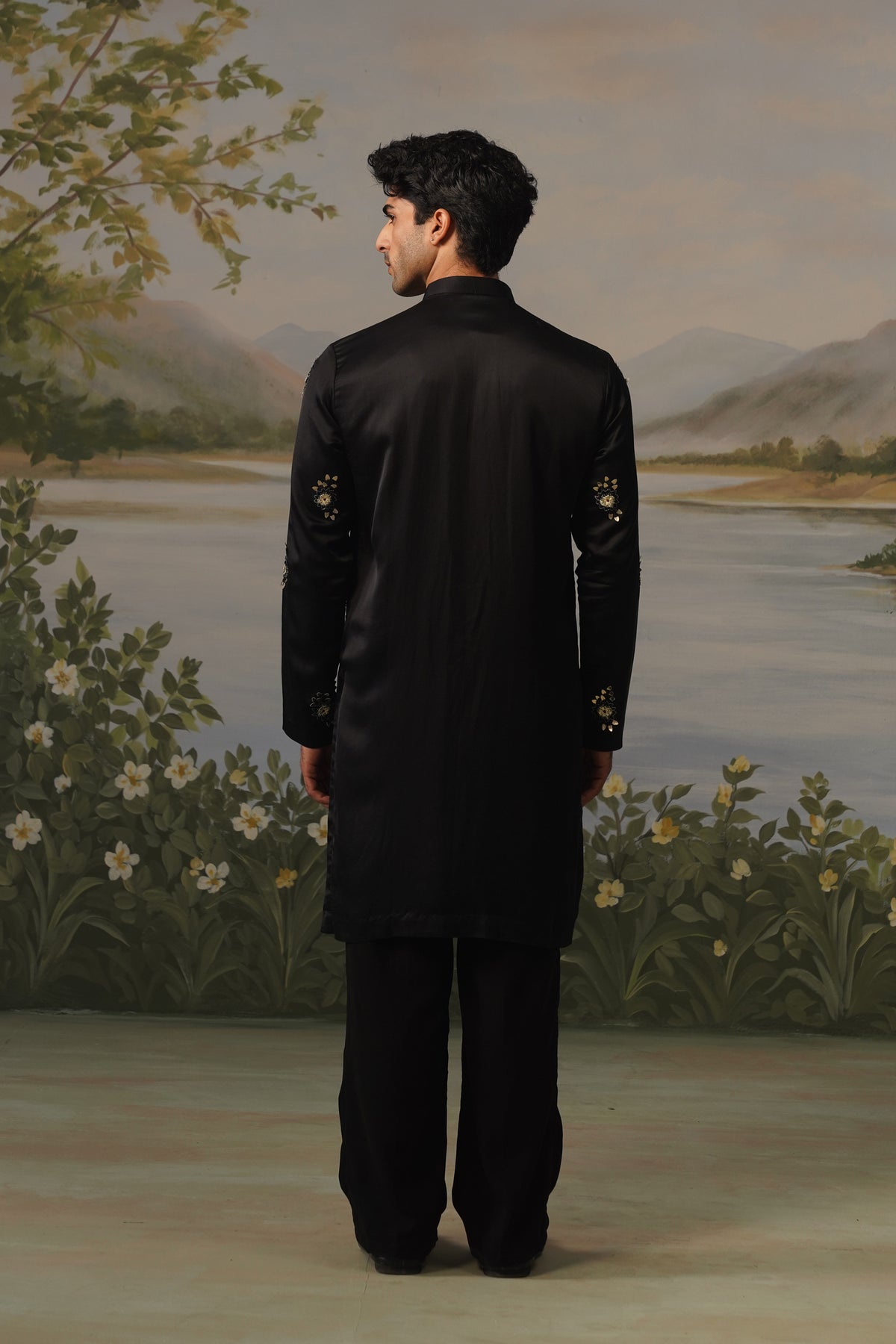 Haseen Black Hand Embroidered Kurta Set