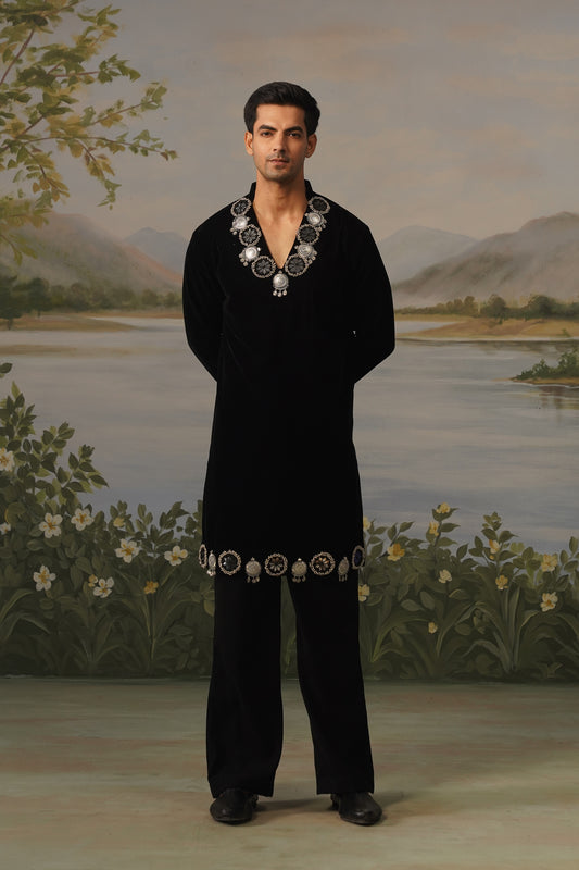 Chaandi Black Velvet Hand Metal Work Kurta Set