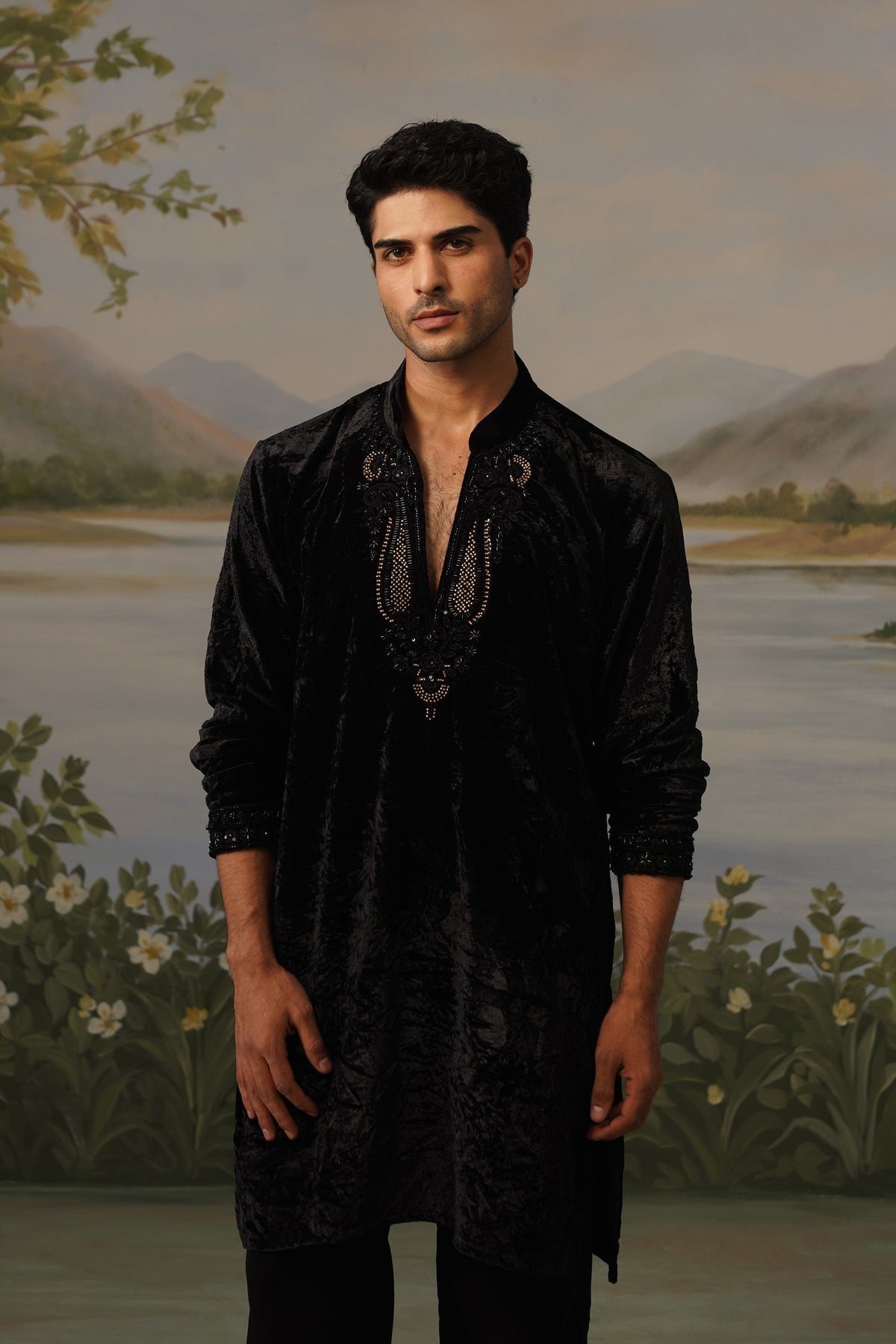 Shab Black Velvet Bead Embroidered Kurta Set