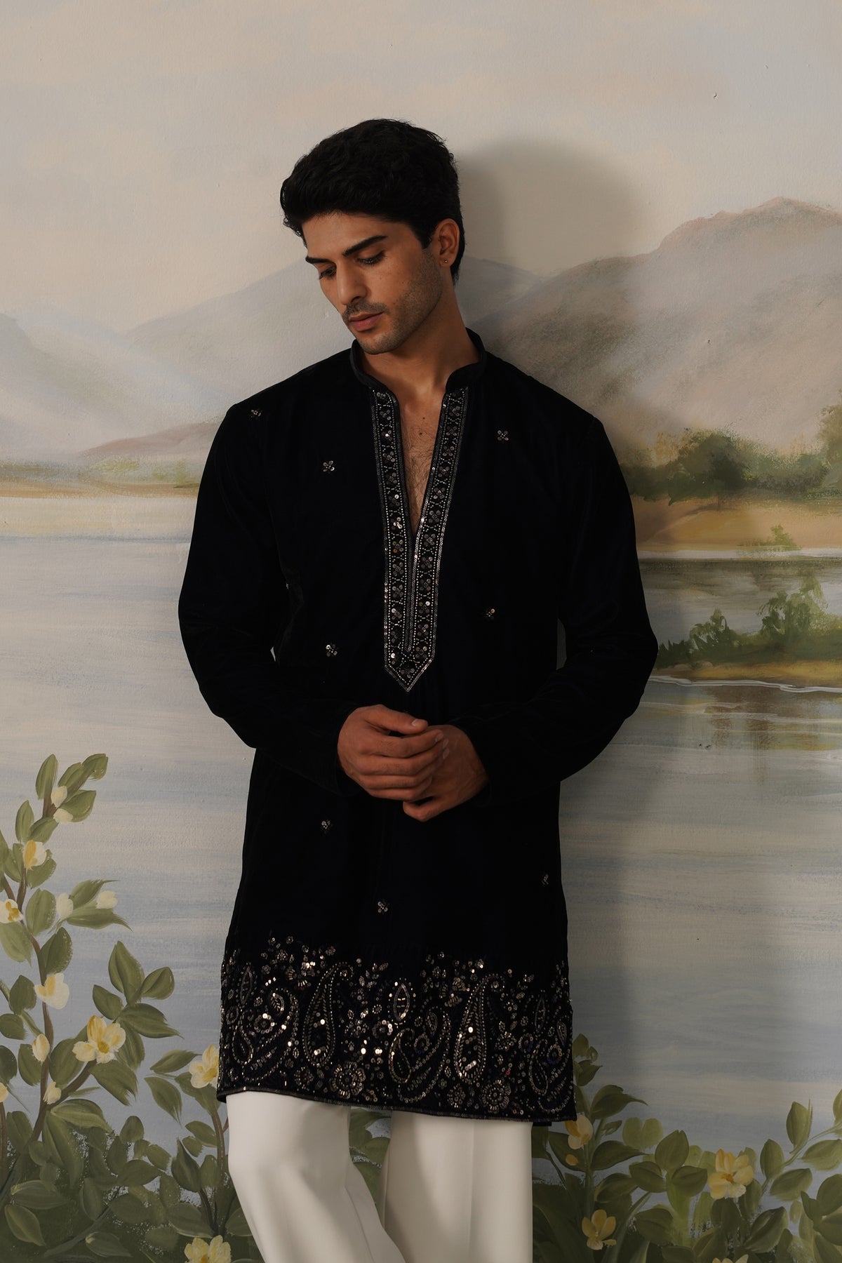 Umrao Navy Blue Velvet Embroidered Kurta Set