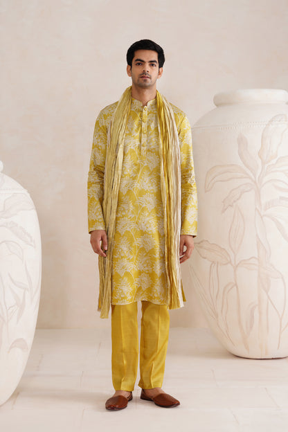 Yellow Tussar Print Kurta Set With Crush Ombre Dupatta