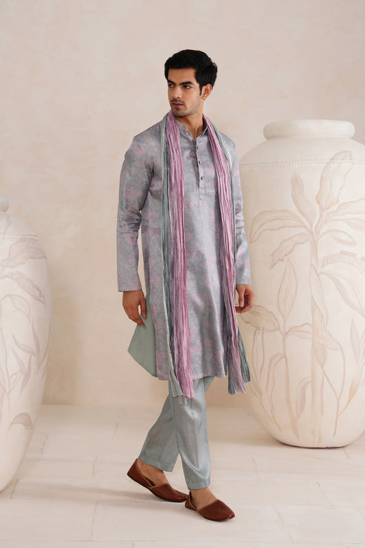 Cloud Grey Tussar Silk Print Kurta Set With Crush Ombre Dupatta