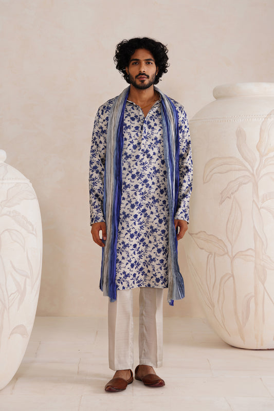 Dusty Grey Tussar Silk Print Kurta Set With Crush Ombre Dupatta