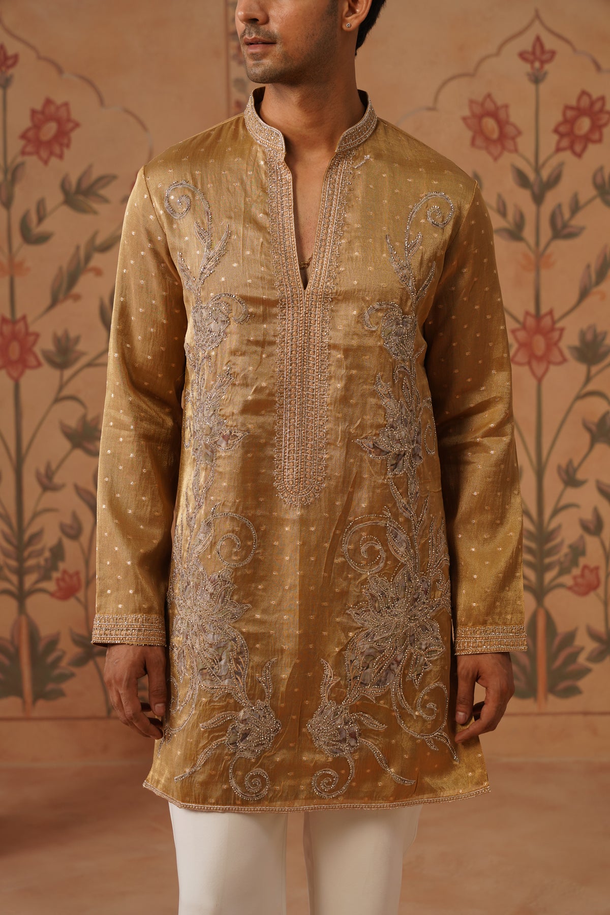 Sona Gold Threadwork Kurta Set