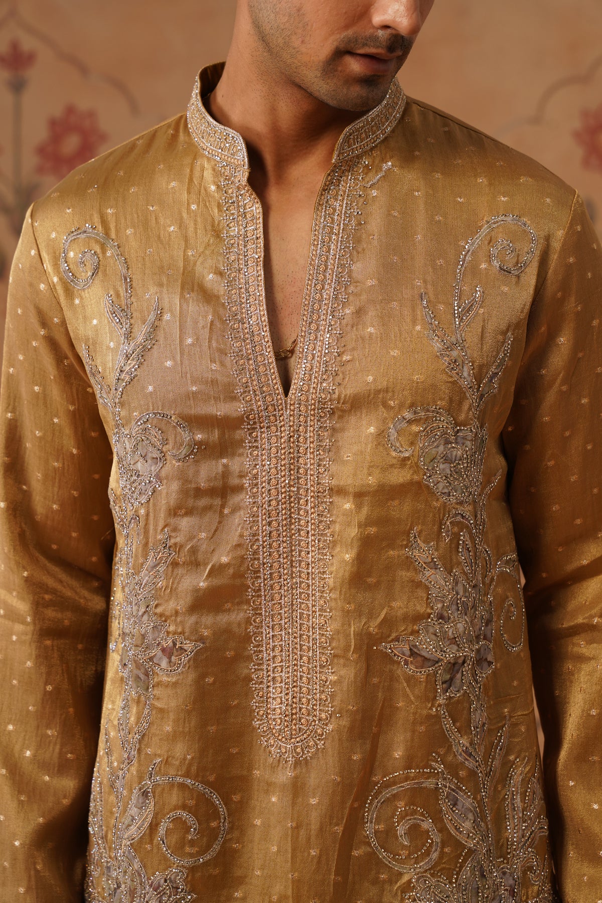 Sona Gold Threadwork Kurta Set
