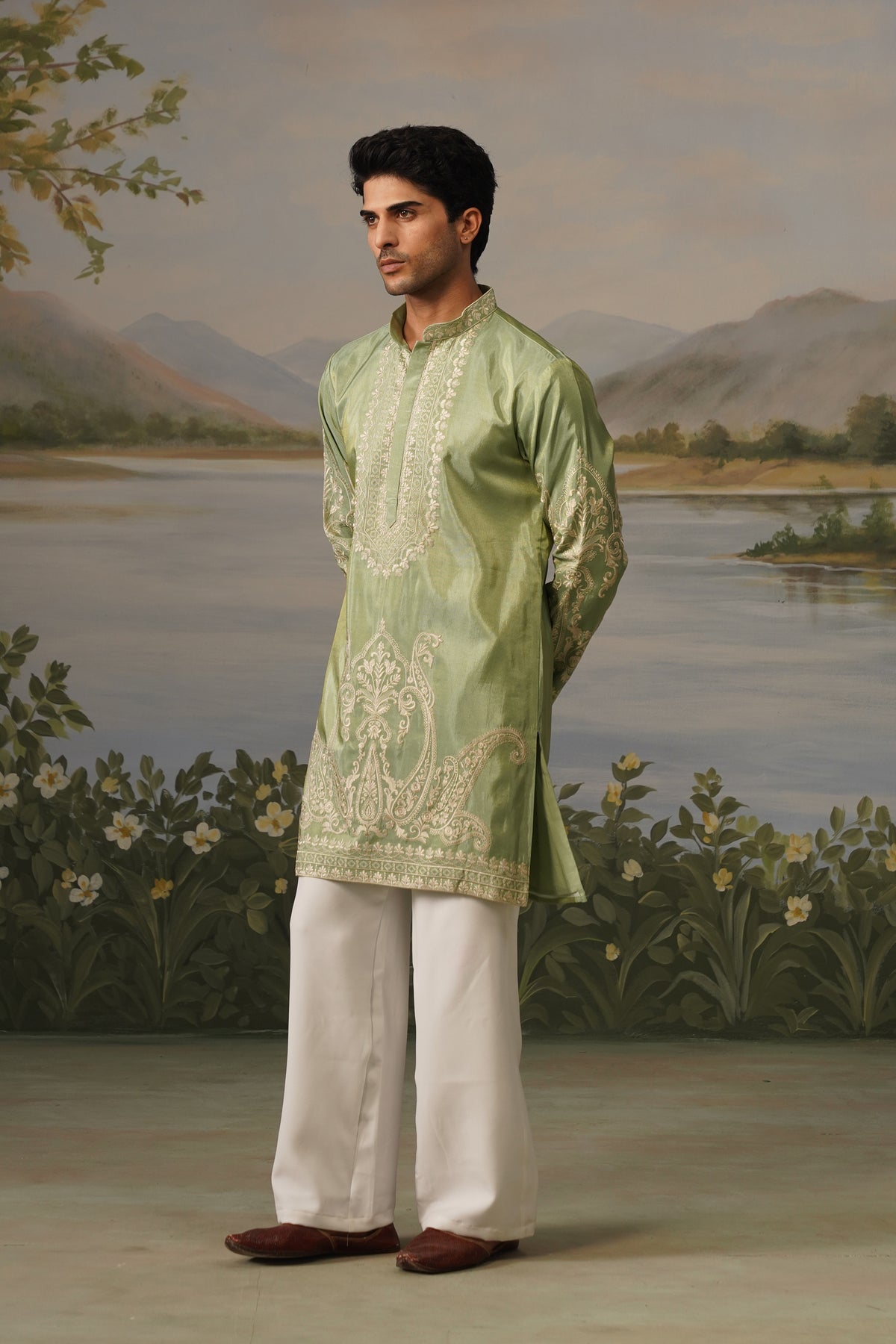 Sabza Green Threadwork Kurta Set