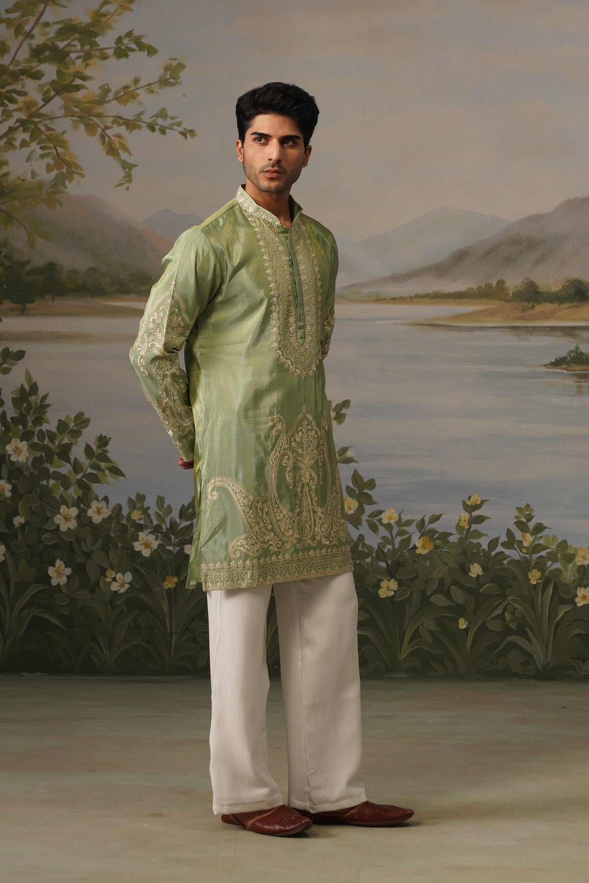 Sabza Green Threadwork Kurta Set