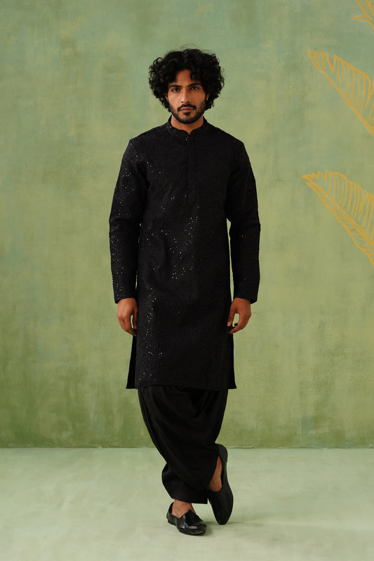 Black Floral Coding Embroidery Kurta Set
