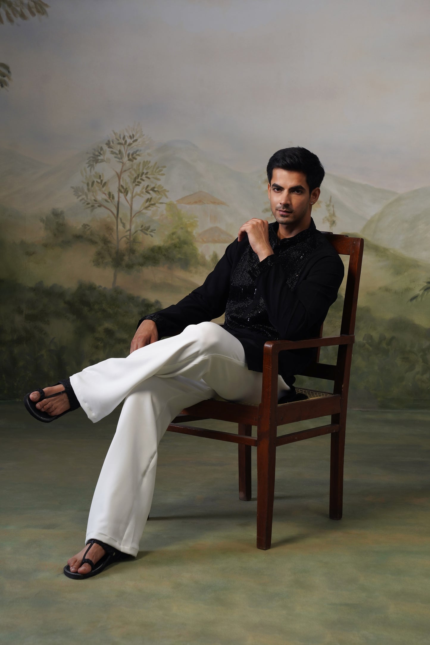 Bijli Black Bead Embroidered Kurta Set