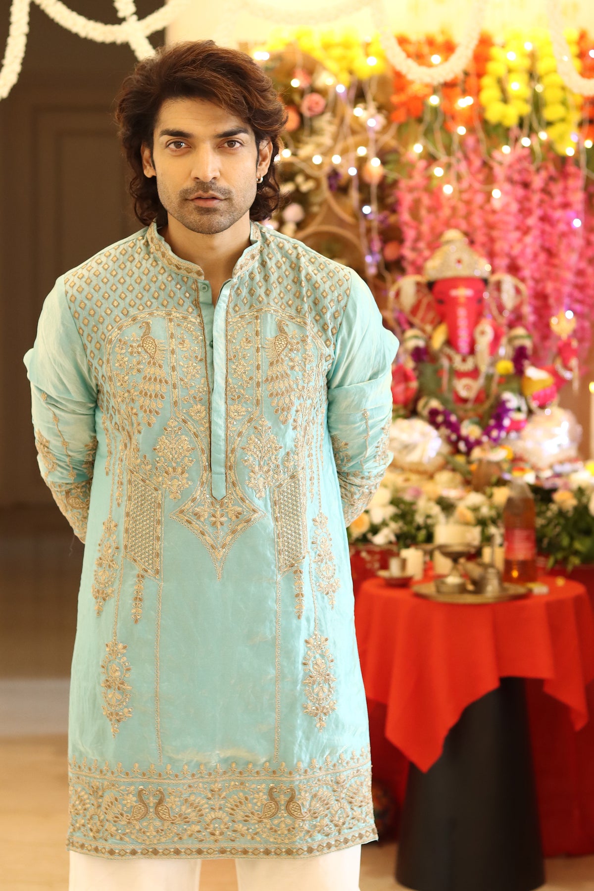 Gurmeet Choudhary in Firoza Turquoise Cord Threadwork Kurta Set